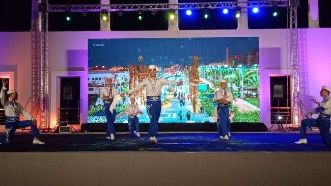 عروض زمن الفن الجميل وفلكلور القناة في ثالث أيام 
