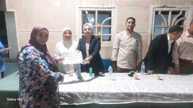 أمسية بنادي أدب ديروط ومناقشات حول أهمية دور التنمية البشرية 