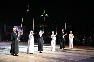 الأغاني الشعبية والعروض الفلكلورية تزين ساحة أبو الحجاج في رابع أيام مهرجان التحطيب