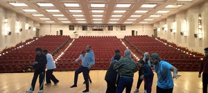 عناصر تشكيل الصورة البصرية في ورش مهرجان المسرح العربي بالإسماعيلية 