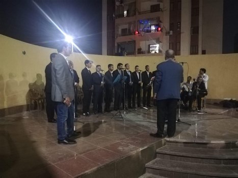 فرقة البحيرة للإنشاد الدينى تضيئ حى الأسمرات
