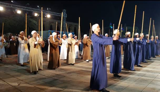 افتتاح التحطيب بحضور آلاف من المصريين والأجانب بساحة أبو الحجاج