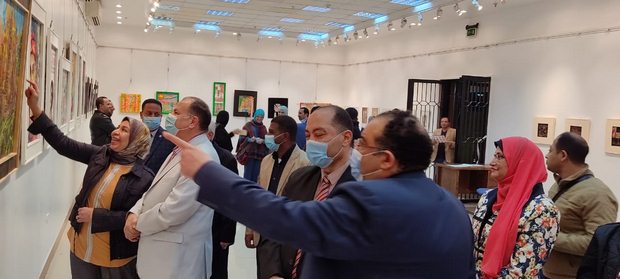 "فنانات من صعيد مصر" معرض فن تشكيلى بثقافة أسيوط 