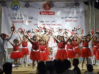 أطفال الفنون الشعبية البورسعيدية تتألق على المسرح المتنقل بالإسماعيلية 