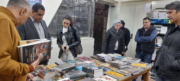استمرار فعاليات  "معرض الكتاب الدائم" بقصر ثقافة شرم الشيخ 