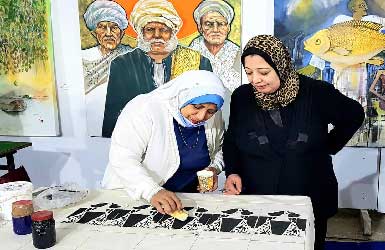 أشغال المعادن والتطعيم بالعظم بورش الفنون التشكيلية في رمضان