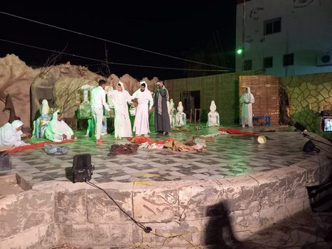 اقبال جماهيري في الليلة الأخيرة لمسرحية "المقبرة" بمسرح مركز شباب فيصل 