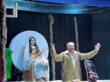 العرض المسرحى "بر مجد" يواصل فعالياته  بثقافة المنيا