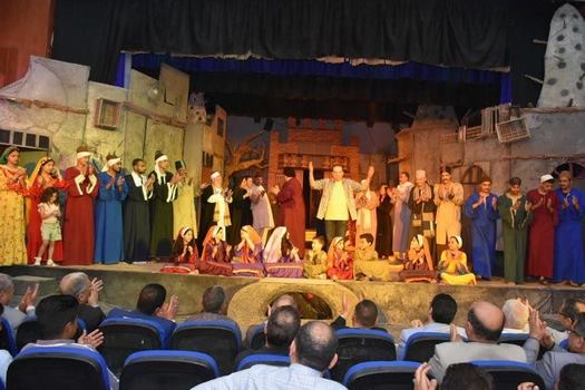محافظ الشرقية يشهد مسرحية "ثورة فلاحين" بقصر ثقافة بلبيس