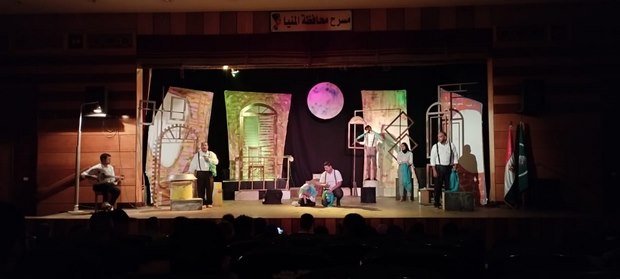 العرض المسرحى "حكايات الصابحة" لنوادى المسرح التجريبى لثقافة المنيا على مسرح المحافظة