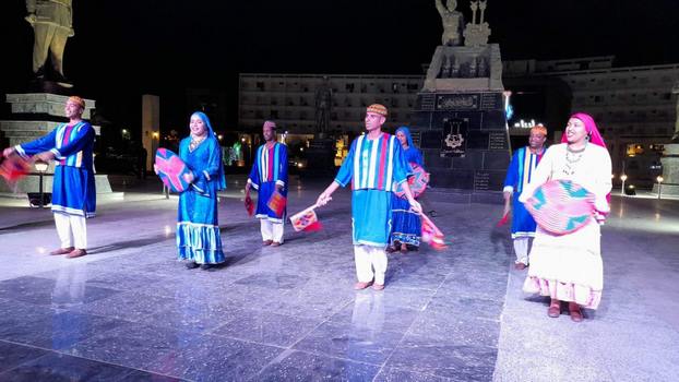 ثقافة اسوان تحتفل بالعيد القومي ال٥٢