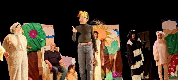 "ملك الغابة وبيت الفيل" عرض مسرحي للأطفال بثقافة السويس  