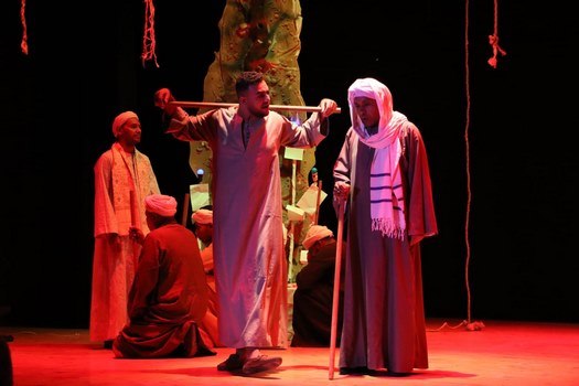 في مهرجان مسرح الهواة.. "القيد" يتناول قضايا الثأر والزواج والميراث في الصعيد
