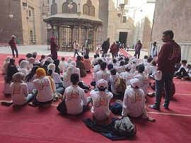 مسجدا السلطان حسن والرفاعي ضمن الجولات التثقيفية لأطفال المحافظات الحدودية 