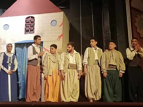 انطلاق العرض المسرحي "ثورة الفلاحين" على مسرح شركة مصر للغزل والنسيج بالمحلة