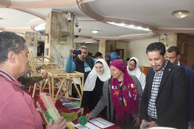 دار الكتب والجمعية الجغرافية ضمن جولات أتوبيس الفن الجميل للأطفال  