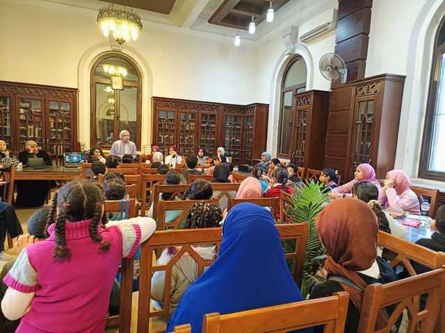 في أنشطة الثقافة بسوهاج.. قافلة توعية تثقيفية واستمرار برنامج 