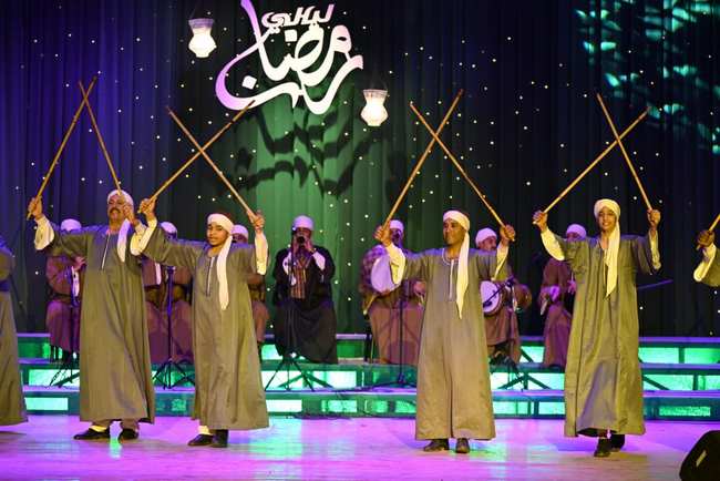 بالإنشاد والاستعراضات.. هيئة قصور الثقافة تختتم ليالي رمضان بمسرح السامر