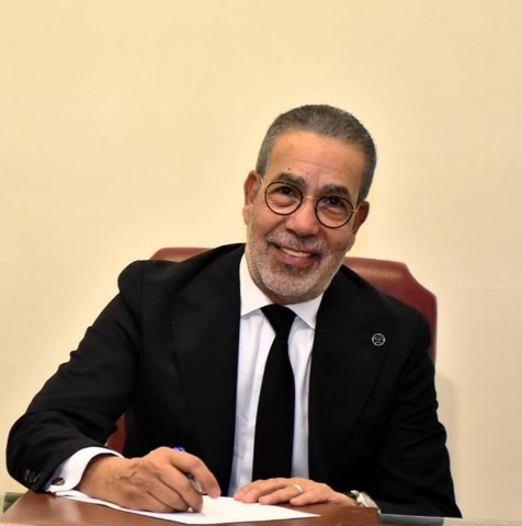 مؤتمر أدباء مصر يعلن اختيار الدكتور مدحت العدل رئيسا لدورته السابعة والثلاثين