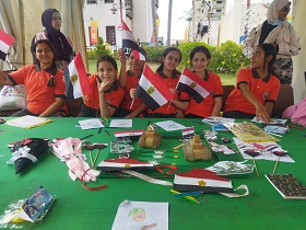 بلقاءات تثقيفية وورش متنوعة.. قصور تواصل أنشطتها بمعرض دمنهور للكتاب 