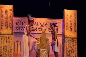 أولى ليالي عرض 