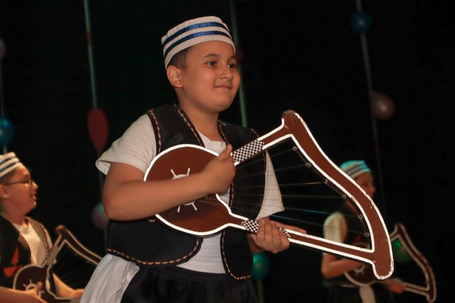 عروض فنية مبهجة في احتفالية عيد الطفولة على مسرح 23 يوليو