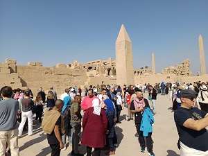 معبد الكرنك يشهد أولى الجولات الميدانية لملتقى ثقافة وفنون الفتاة والمرأة ضمن مشروع 