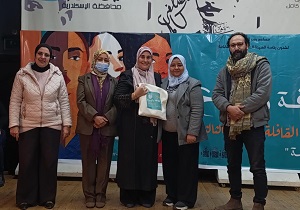 بمعرض فني ومحاضرة توعوية.. قصور الثقافة تختتم القافلة الثقافية الثالثة للمرأة بالإسكندرية 