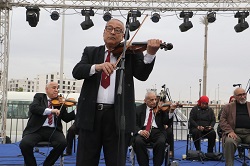 بأغاني الزمن الجميل.. فرقتا أبو قير والقاهرة للموسيقى العربية تطربان جماهير معرض الكتاب