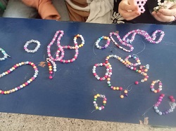 قرية أم صالح بالمنوفية تستقبل قافلة الثقافة.. ورش وعروض فنية ولقاءات لتعزيز الوعي المجتمعي