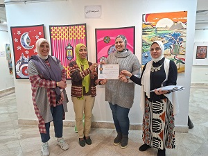 80 عملا فنيا في معرض 