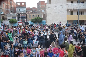 إقبال كبير على عروض المسرح المتنقل بقرى الشرقية