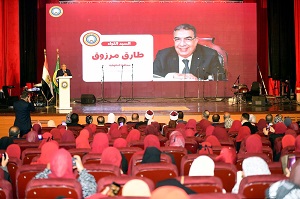 محافظ الدقهلية يشهد حفل تكريم الأمهات المثاليات بقصر ثقافة المنصورة 