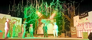 عرض مسرحية الأطفال 