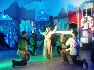 ختام العرض المسرحي 