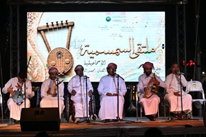 بعروض تراثية وتكريم للفرق.. الثقافة تختتم الدورة الرابعة لملتقى السمسمية بالإسماعيلية