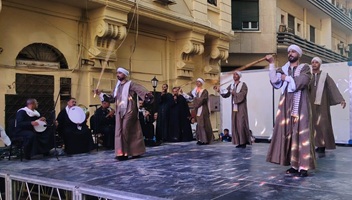 تراث الصعيد وبحري يزين 