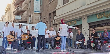 شعر وأغاني تراثية وفنون شعبية في فعاليات 