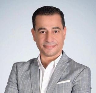 هشام عطوة يهنئ الأمانة العامة لمؤتمر أدباء مصر بتشكيلها الجديد 