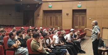 نشأة المسرح وشروط اختيار النص في أولى فعاليات ورشة 
