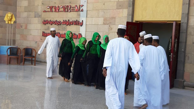 السودان ترسم لوحتها الأولى بمتحف النيل بأسوان الدولي