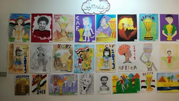 تميمة توت وبورتريه صلاح في افتتاح معرض أهلا أفريقيا بالإسكندرية 