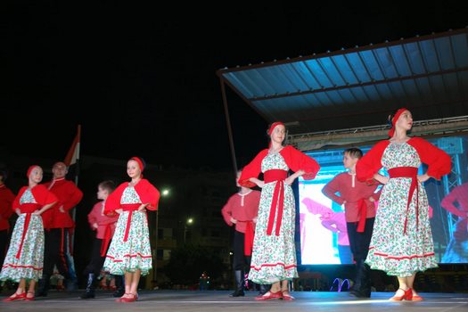 أولي عروض مهرجان الإسماعيلية الدولي للفنون الشعبية 