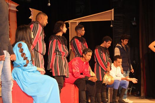 صالون السويس الثقافى يحتفل باللغة العربية بمعرض أبطال منظمة سيناء العربية