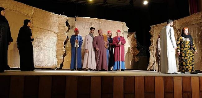 ثقافة المنيا تواصل عرض مسرحية 