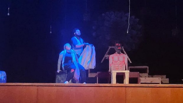 مسرح المركز الثقافي بطنطا يستكمل عروض المهرجان الإقليمى لفرق نوادى المسرح 