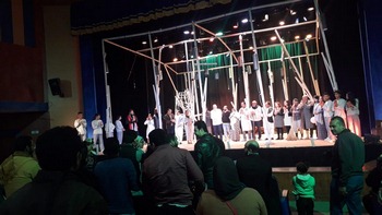 "أسوار" على مسرح قصر ثقافة بورسعيد