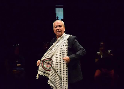  «سأموت في المنفى» يستدعي الفرجة المسرحية وينبش في تاريخ القضية الفلسطينية