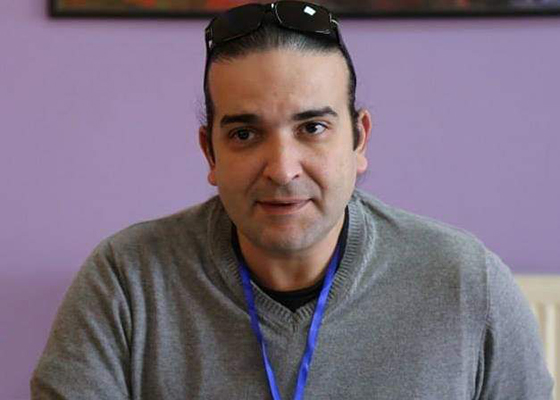 أحمد أبو النصر أحد مؤسسي مدرسة «پِرفورم» لفنون الأداء: الدعم المادي أهم التحديات التي تواجه المدرسة