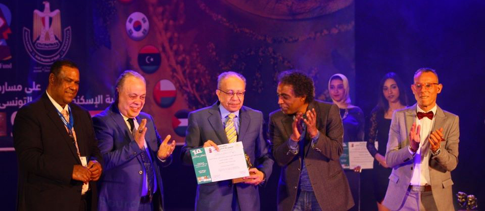 العرض الفلسطيني «3×1» يحصد جوائز مهرجان مسرح بلا إنتاج الدولي
